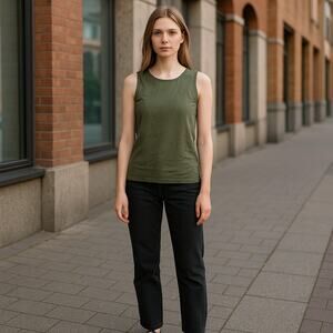 Doncaster Green 100% Silk Sleeveless Pullover Tank Top Size 10 Excellent Quality